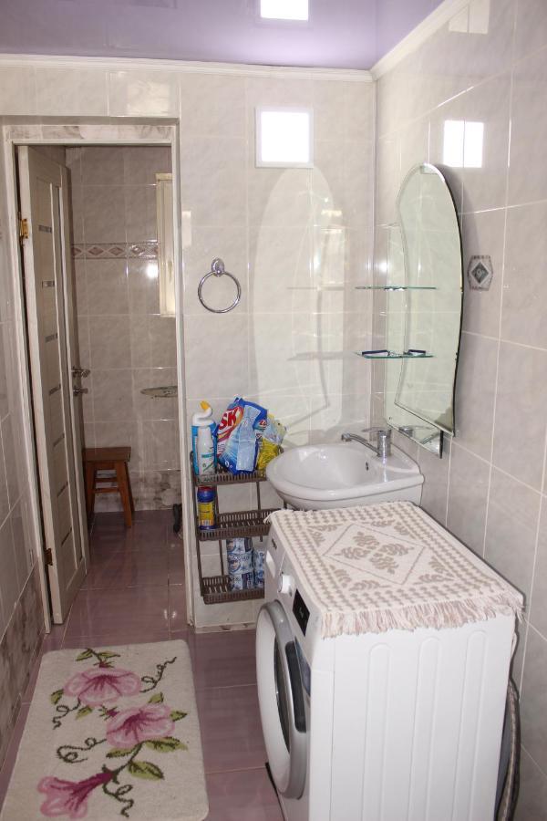 Guest House Jamal Naryn Exterior photo